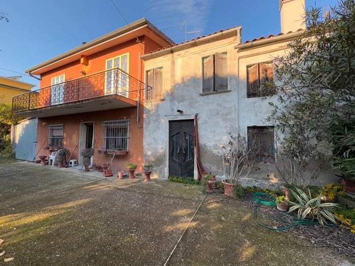 Casa con 5 locali in vendita in VIA MATTEOTTI, Centro, Noventa Vicentina