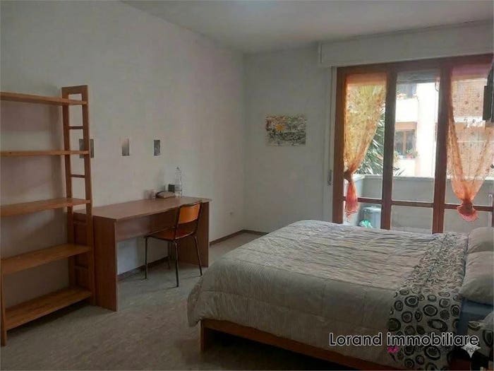 Appartamento con 5 locali in vendita in Porta a Lucca, Pisa