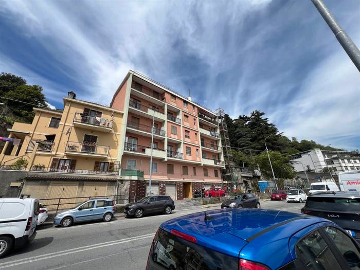 Appartamento bilocale in vendita in VIA AL SANTUARIO DI NOSTRA SIGNORA DELLA GUARDIA D, Bolzaneto, Genova