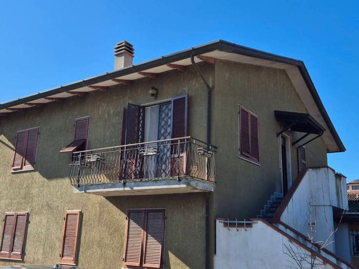 Casa con 6 locali in vendita in Mirteto, Massa