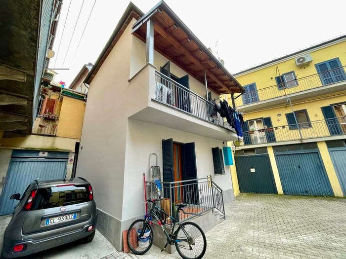 Casa con 5 locali in vendita in Via Andrea Vochieri, Borgo Rovereto Piscina, Alessandria