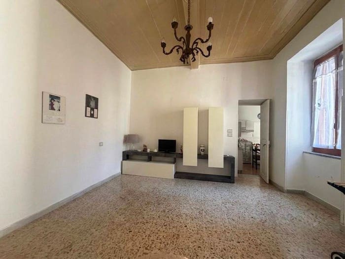 Casa trilocale in vendita in Via Roma, Cesinali