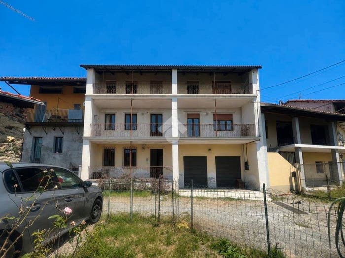 Casa con 5 locali in vendita in Via belvedere, Centro, Viverone