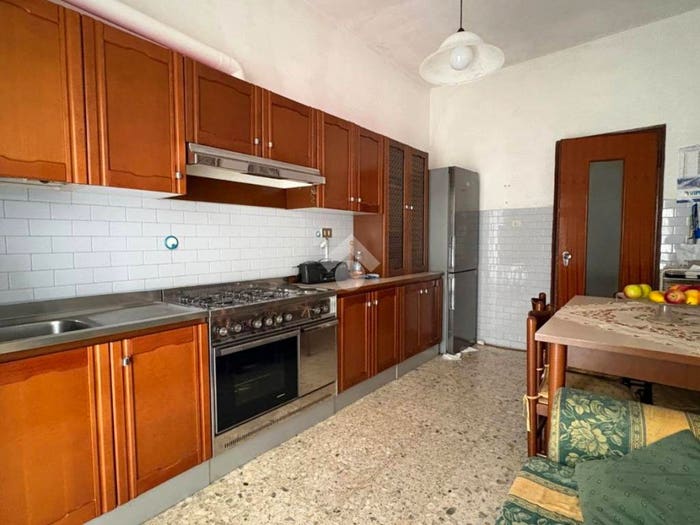 Appartamento trilocale in vendita in Piazza Maggio, Stadio Città, Cosenza