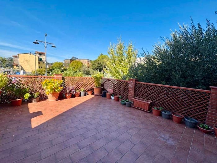 Appartamento quadrilocale in vendita in Via della Stazione, Centro, Pescia