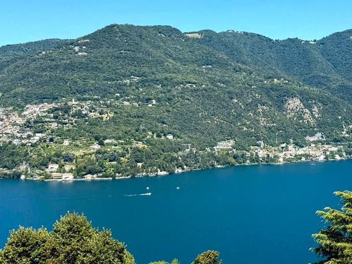 Appartamento bilocale in vendita in Frazione Capovico, Blevio