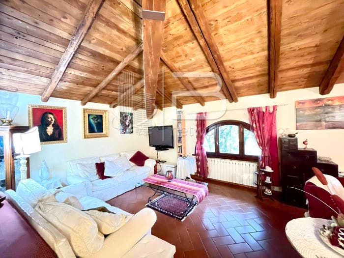 Casa con 5 locali in vendita in Centro, Monsummano Terme