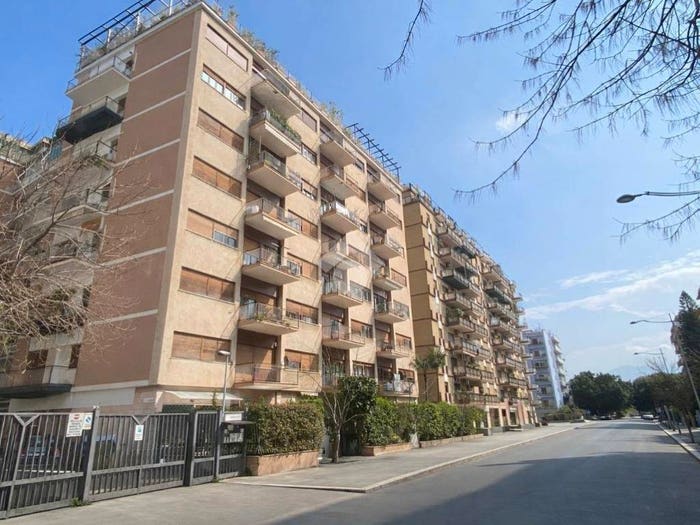 Appartamento con 6 locali in vendita in Via Sicilia, Libertà Villabianca, Palermo