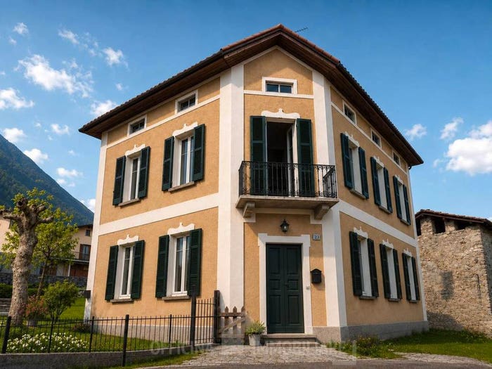 Casa con 6 locali in vendita in Via Cascine, Grona, Grandola ed Uniti