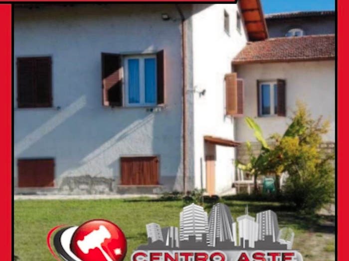 Casa con 6 locali in vendita in Via Roma Città di Castello PG Italia, Centro, Città di Castello