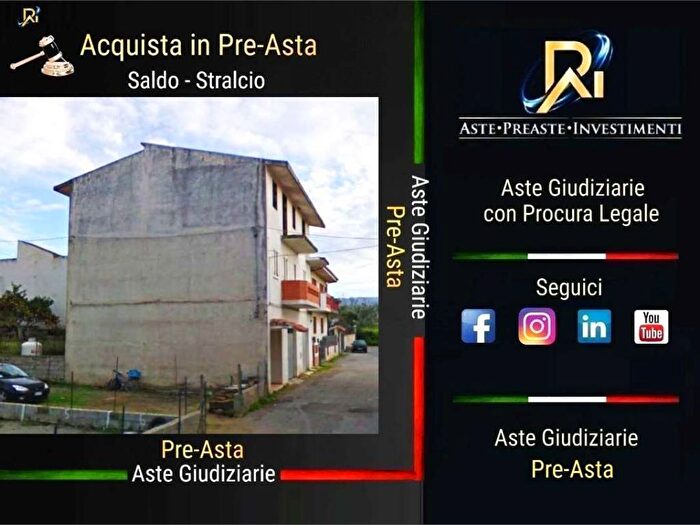 Appartamento con 5 locali in vendita in Via G Ungaretti, Prato, San Pietro a Maida