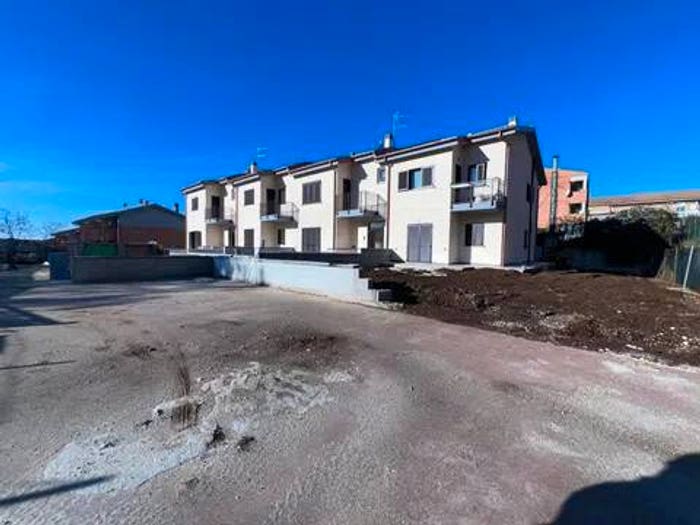 Appartamento in vendita in Via Giovanni Falcone, Centro, Lanuvio