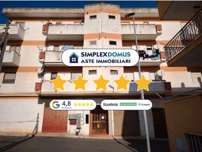 Appartamento quadrilocale in vendita in Via Lecce, Centro, Ginosa