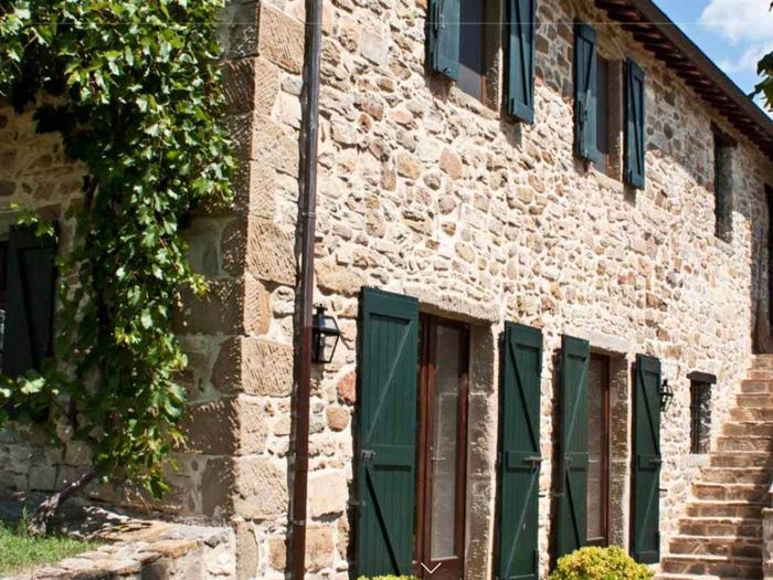 Casa con 6 locali in vendita in Castel Rigone, Passignano sul Trasimeno