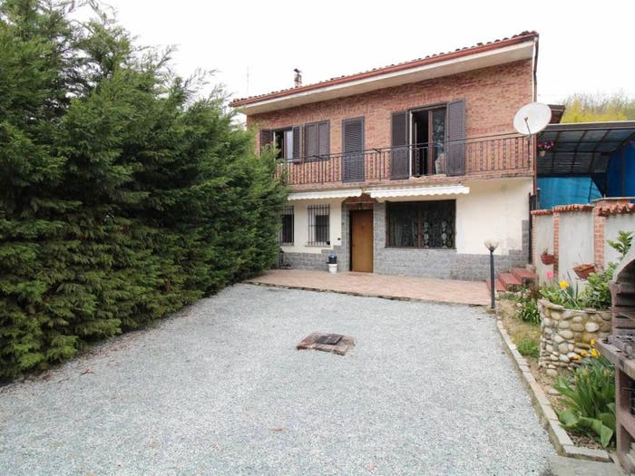 Appartamento quadrilocale in vendita in frazione valle san lorenzo, Santo Stefano Roero