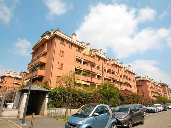 Appartamento trilocale in vendita in Via Palanzone, Niguarda, Milano