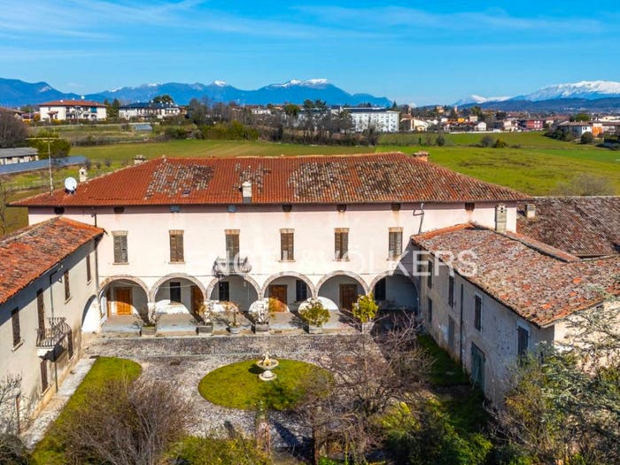Casa con 6 locali in vendita in Via Barazzola, Piazza, Bedizzole