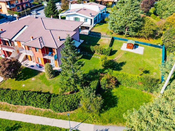 Appartamento trilocale in vendita in Via Zerra, Albano Sant'Alessandro