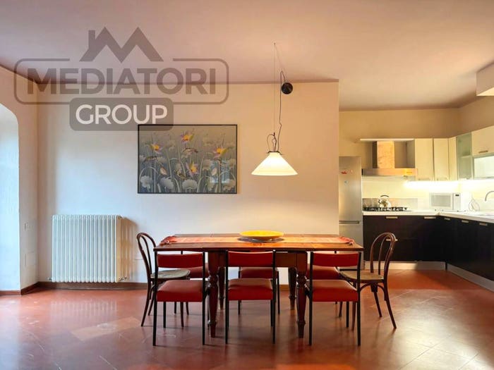 Casa con 5 locali in vendita in Via per Carignano, Sant'Alessio Carignano, Lucca