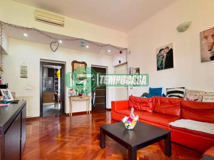 Appartamento quadrilocale in vendita in Salita Campasso di San Nicola, Sestri Ponente, Genova