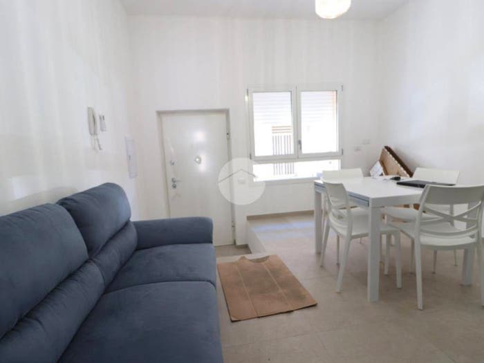 Appartamento bilocale in affitto in Via V Cuoco, Santa Maria Chiara, Cagliari