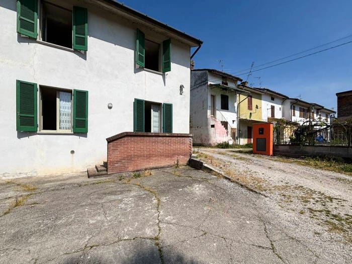 Casa quadrilocale in vendita in Via Roma, Centro, Torricella del Pizzo