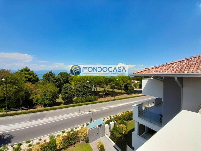 Casa trilocale in vendita in Via Francesco Agello, Rivoltella, Desenzano del Garda
