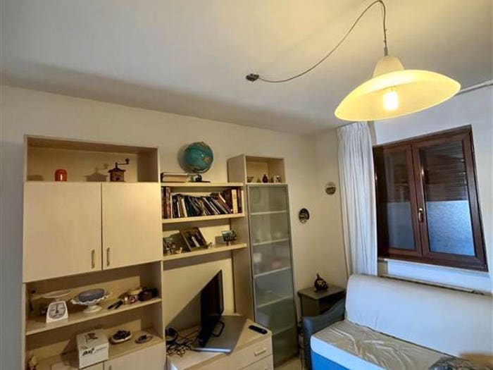 Appartamento bilocale in vendita in Viale Luigi Cadorna, Città, Montevarchi