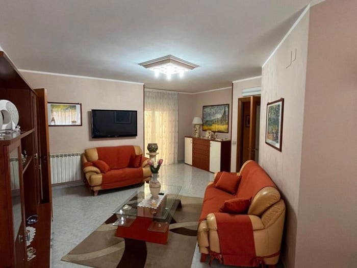 Appartamento trilocale in vendita in Floridia