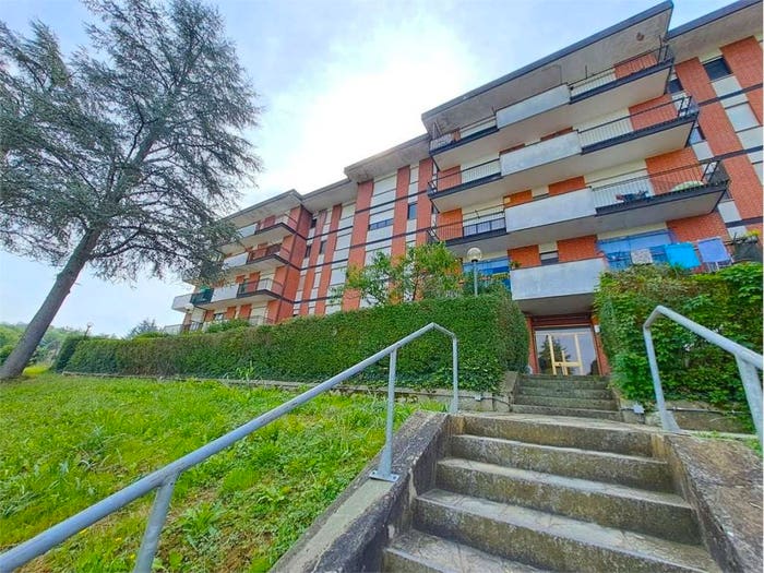 Appartamento quadrilocale in vendita in via San Francesco d'Assisi, Centro, Brusasco