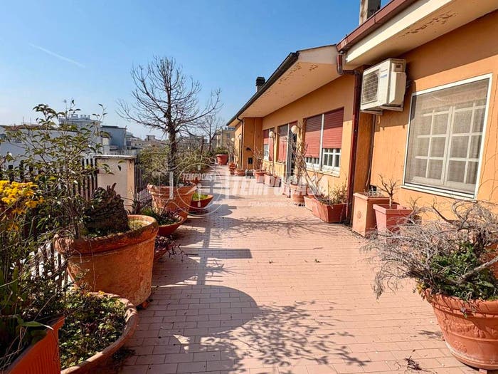 Casa con 5 locali in vendita in Via Firenze, Via Venezia Lungofiume Paolucci, Pescara