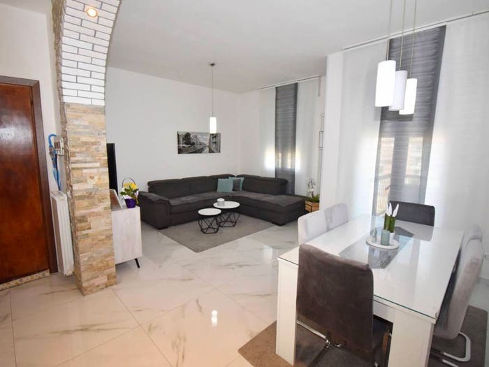 Appartamento con 5 locali in vendita in Via Trieste, Centro, Arzignano