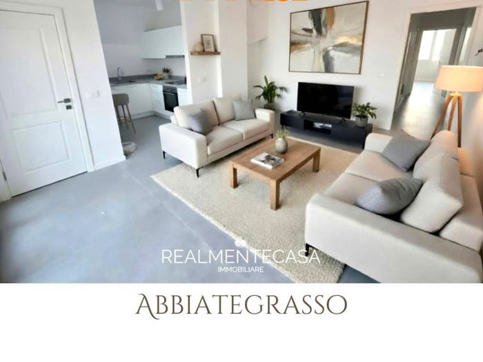 Appartamento trilocale in vendita in Via Legnano, Abbiategrasso