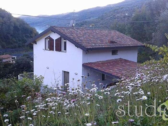 Casa con 6 locali in vendita in Strada provinciale, Dolceacqua