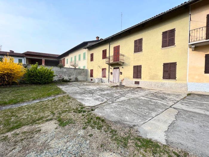 Casa con 6 locali in vendita in Via Marco, Piea