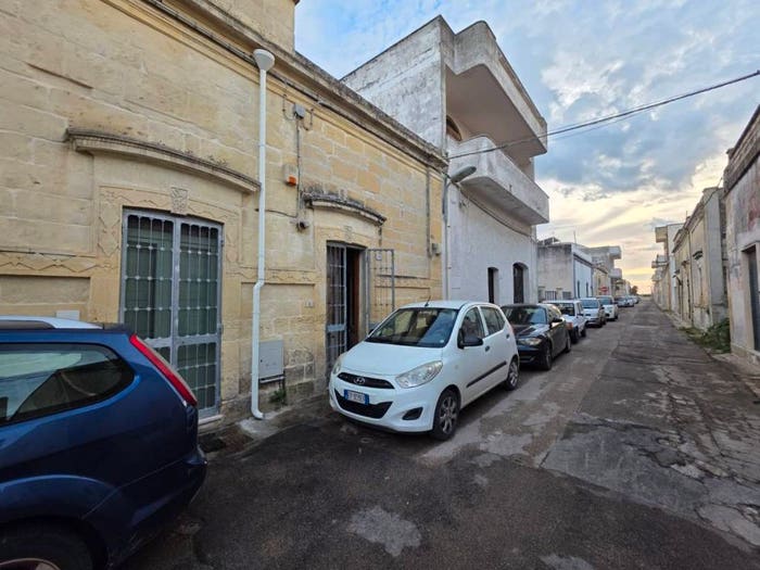 Casa quadrilocale in vendita in Via Principe di Piemonte, Strudà, Vernole