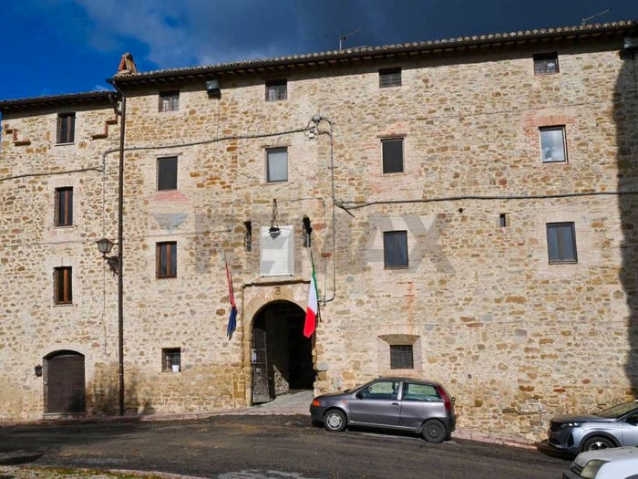 Appartamento con 5 locali in vendita in Via Betto Di Menico, Palazzo Petrignano, Assisi