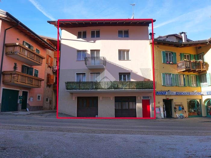 Appartamento trilocale in vendita in Via Trento, Centro, Spormaggiore