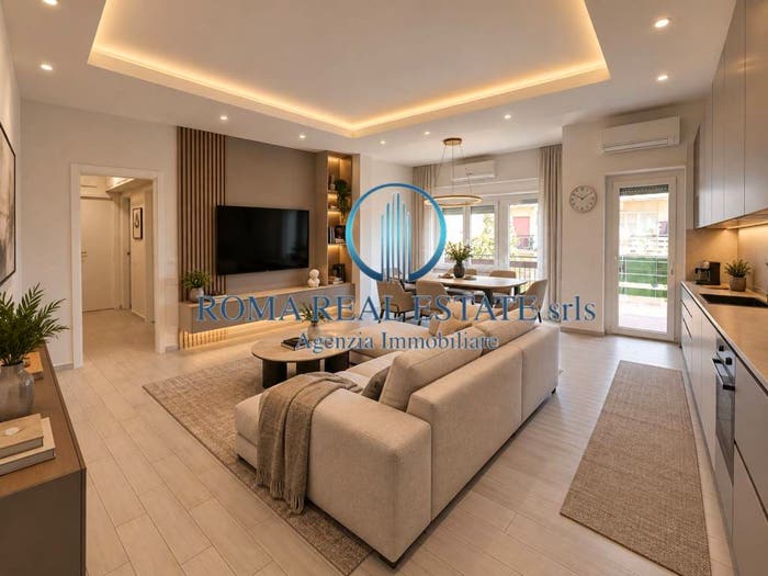 Appartamento trilocale in vendita in Viale Bruno Pelizzi, Cinecittà, Roma