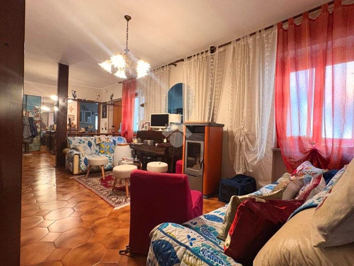Appartamento con 6 locali in vendita in Via Roccavione, Corso alla Vittoria Parco della Resistenza, Asti