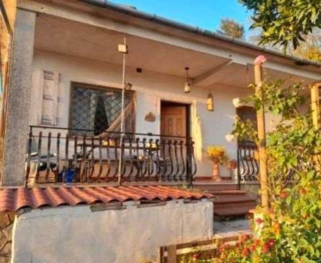 Casa con 6 locali in vendita in Via S Rocco Esterno, Sant'Ambrogio sul Garigliano