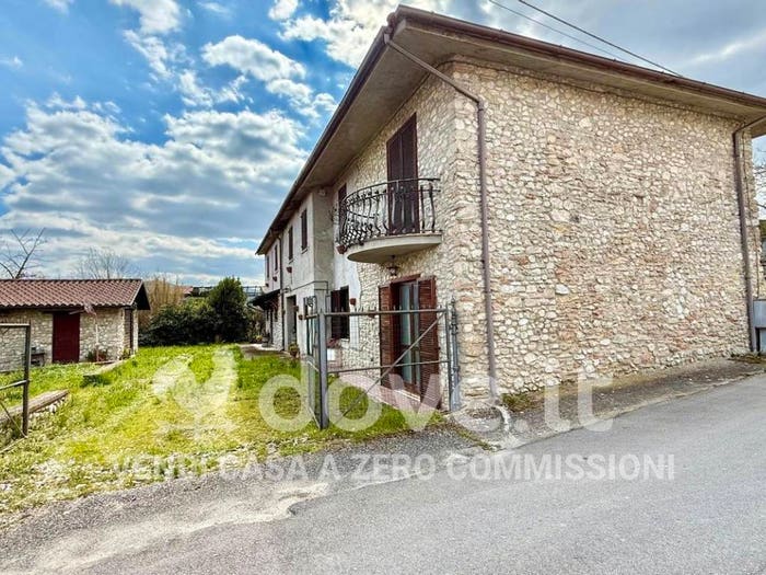 Casa con 6 locali in vendita in Via Turano, Centro, Contigliano