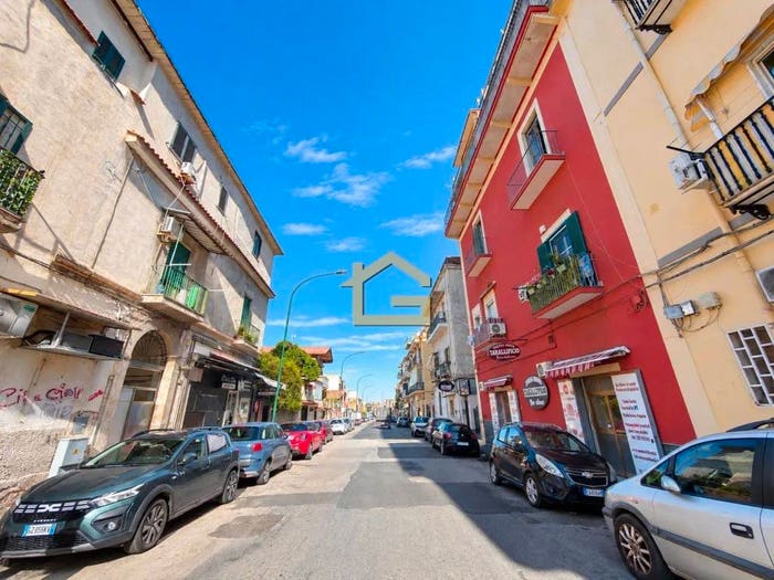 Appartamento bilocale in vendita in Via Emilio Scaglione, Piscinola, Napoli