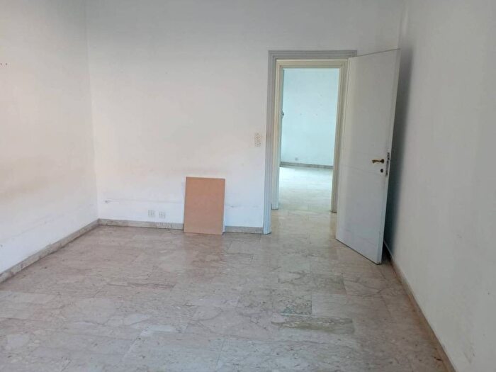 Appartamento con 6 locali in vendita in Viale Marco Polo, San Saba Caracalla, Roma