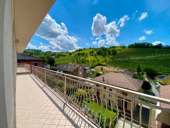 Appartamento quadrilocale in vendita in Strada Vedetta, Corso Langhe Moretta Corso Cortemilia, Alba