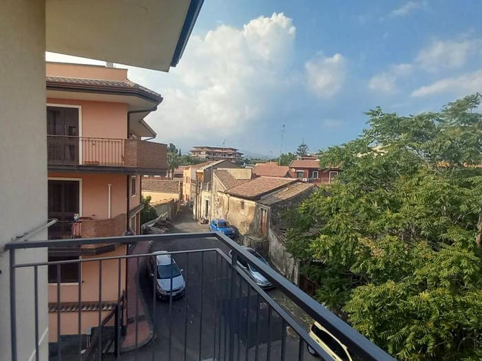 Appartamento trilocale in vendita in Via Risorgimento, Centro, Camporotondo Etneo