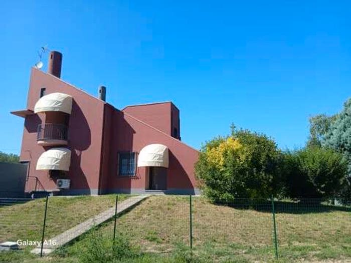 Casa con 6 locali in vendita in Via Pavia, Bressana, Bressana Bottarone