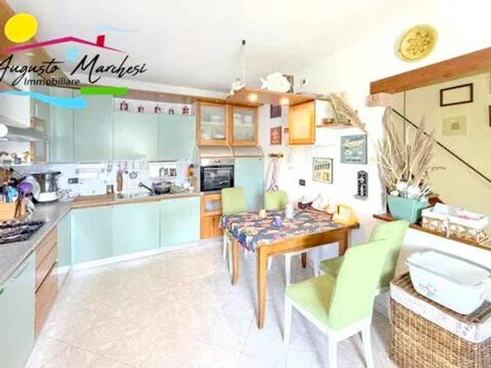 Casa con 6 locali in vendita in Via Pietrafitta A, Pietrafitta, Avegno