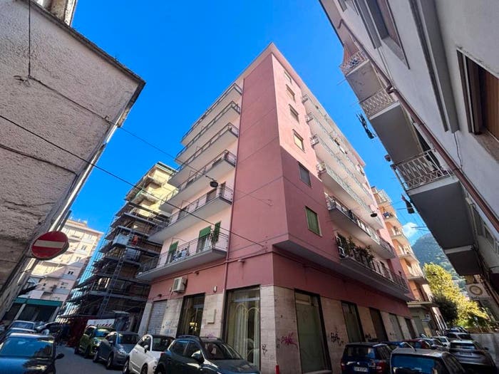 Appartamento con 5 locali in vendita in Via Dante Alighieri, Centro, Cava de' Tirreni