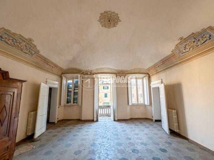 Casa con 5 locali in vendita in Via Gazzaniga, Centro, Broni